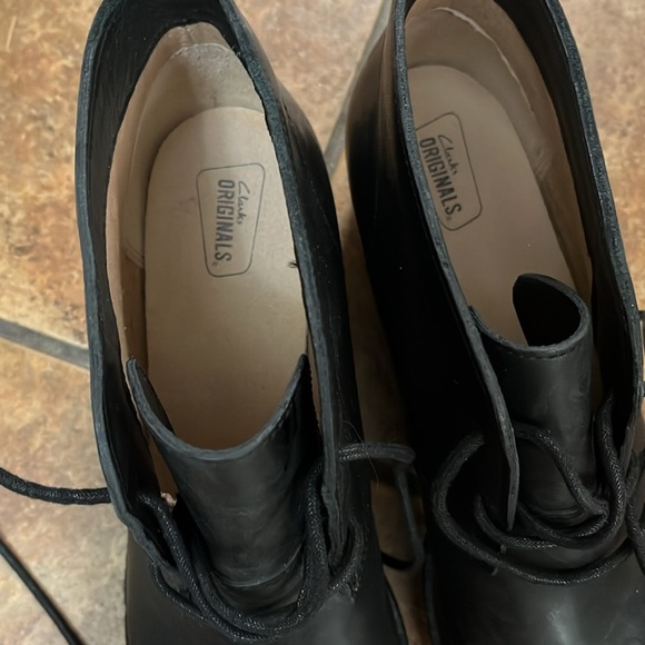 Clarks Black Leather Women's Booties Hazen Chukka Platform - Picture 3 of 4